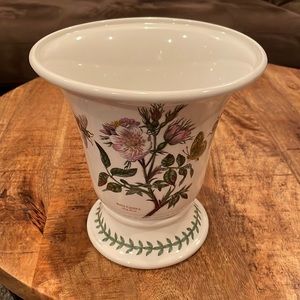 Portmeirion Botanic Garden Cache Pot.